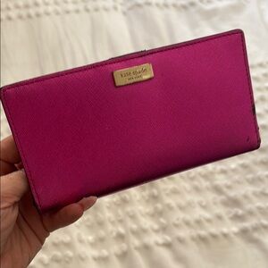 Kate Spade Pink Continental Wallet Sleek Design